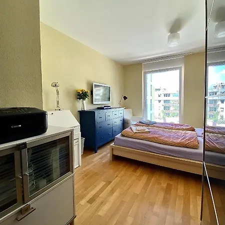 아파트 At Rinaldi 22 *